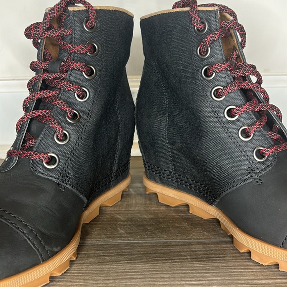 Sorel Women's Joan Of Arctic Wedge II PDX Bootie size 8.5 - Picture 5 of 9